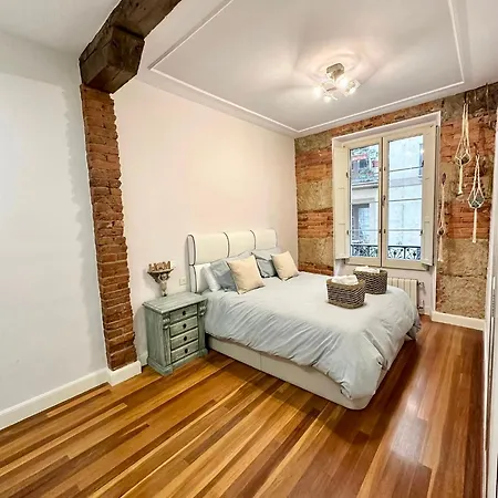 Old Town Center 110m By Sleep In Apartamento