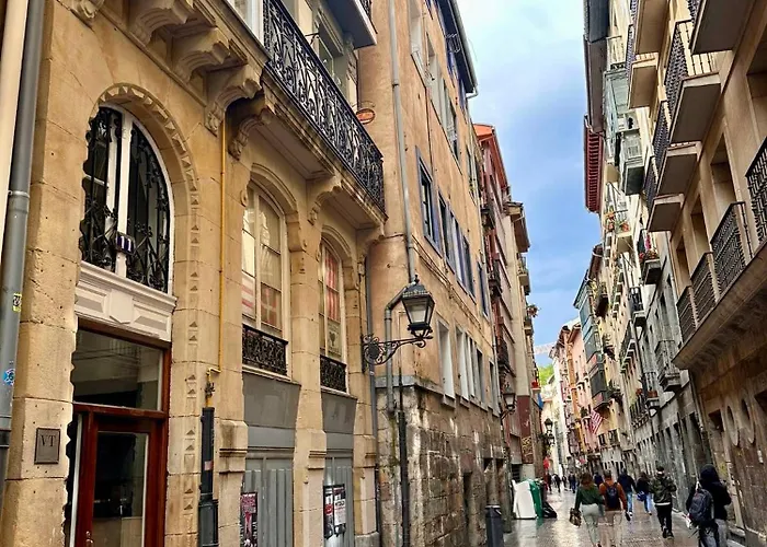 Old Town Center 110m By Sleep In Apartmán *